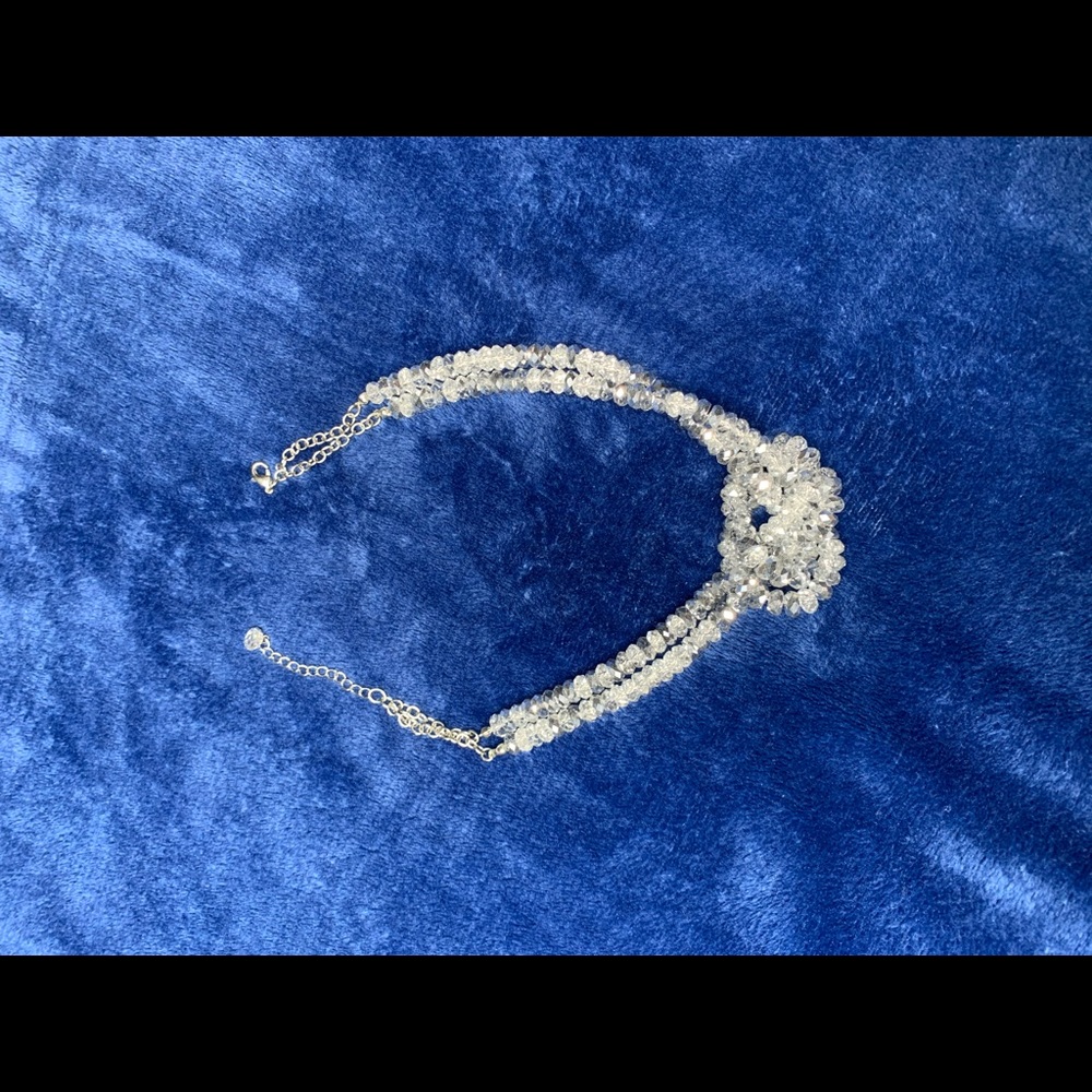 Knot necklace